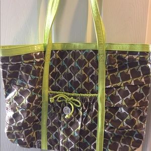 Vera Bradley Frill Birds Large Tote